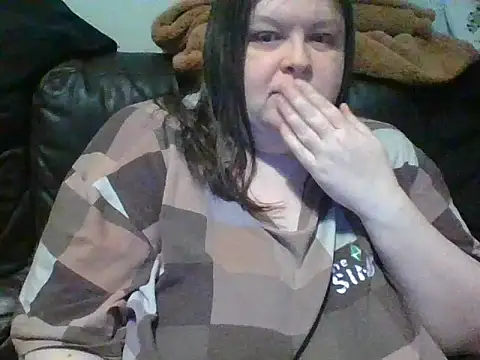 CurvyKirstiesX