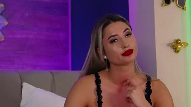 LoraDevine