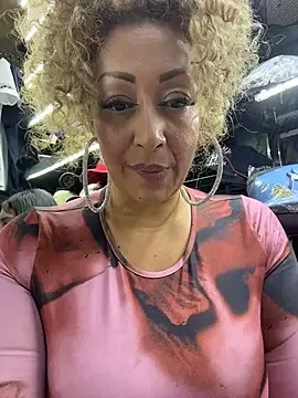 Katti_Barrera webcam