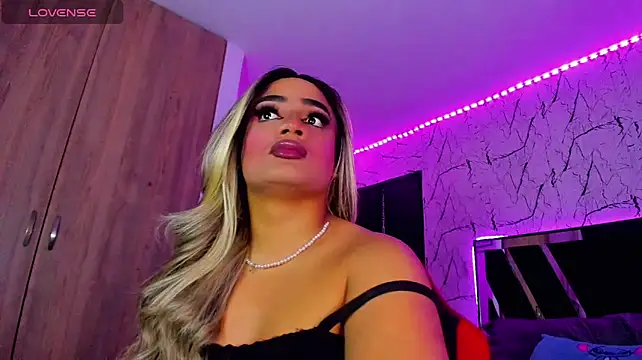 Amber_bigdick22