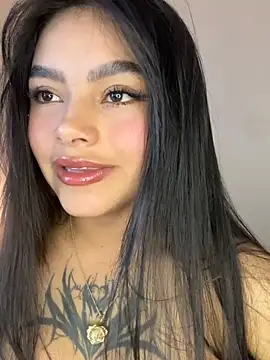 mia_zafirr