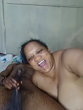 BBW123MILF webcam