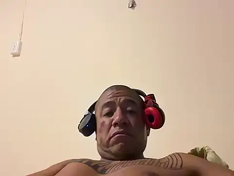 sucioyCochino69 live cam on StripChat