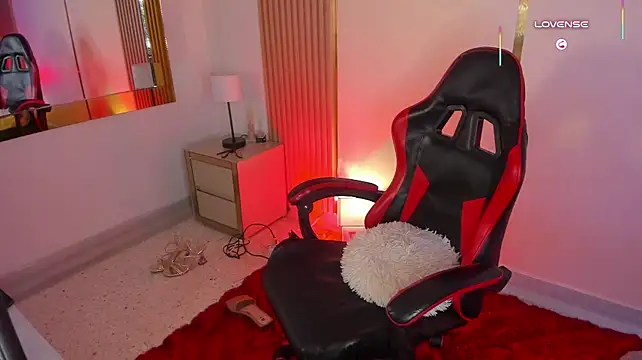 LilyHans live cam on StripChat