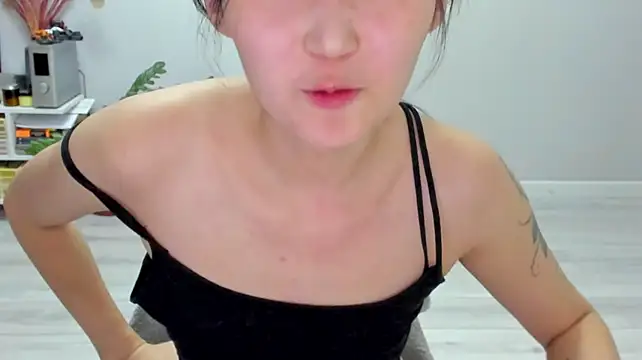 ailey_chao webcam