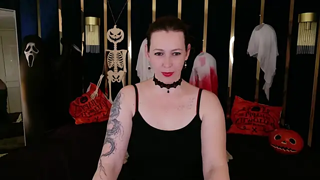Evie_Berret