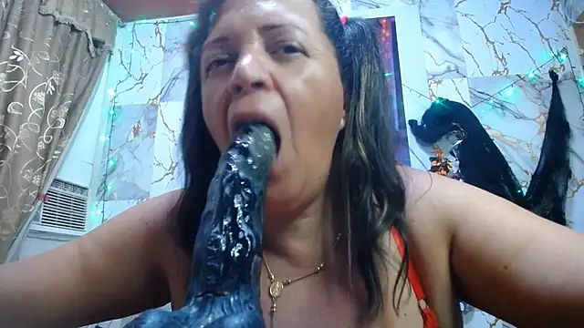 alina_maturehot