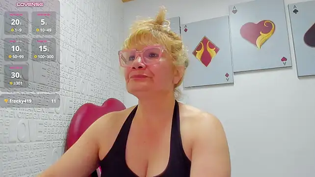 Salomeediaz_ live cam on StripChat