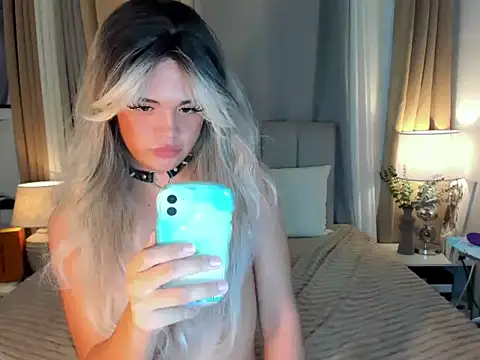 BiancaStJames webcam