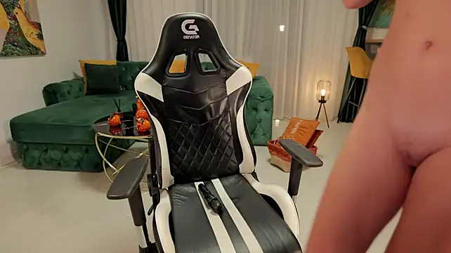 alisonita_