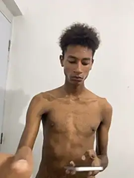 Badboy_00s live cam