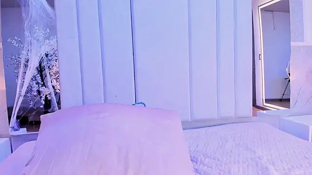 Modèle: Violetbellarose1