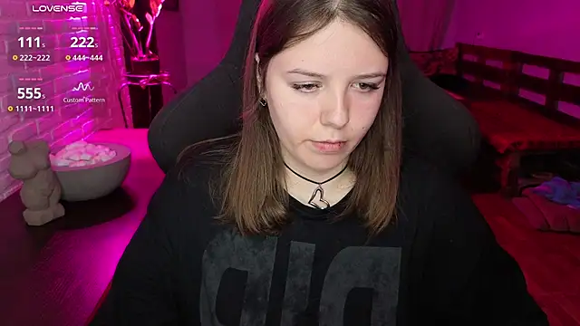 XNirvanaX live cam on StripChat