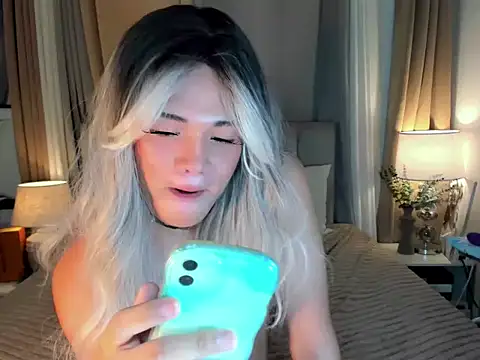 BiancaStJames live cam on StripChat