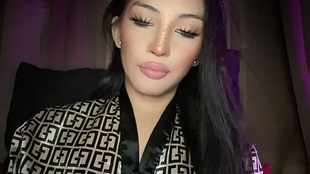 Alicegreenexx live cam on StripChat