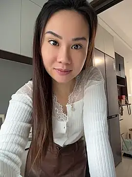 yioyio-666 (F young) - jj抽插1分钟，最后完成任务可得小粉控制1分钟