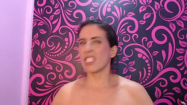 great_pussy20 (F milf) - Give me your squirt