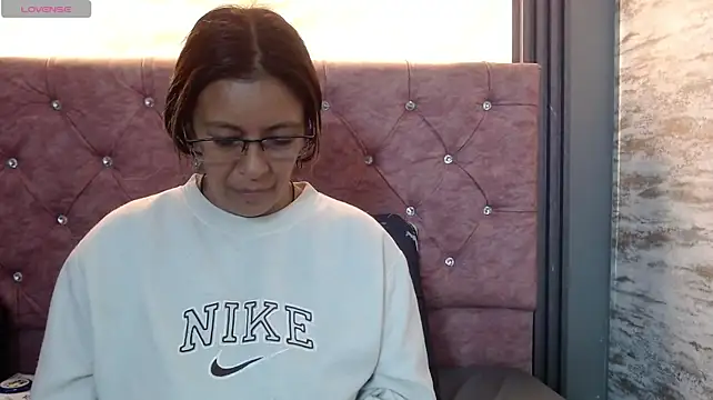 sami29_ live cam on StripChat