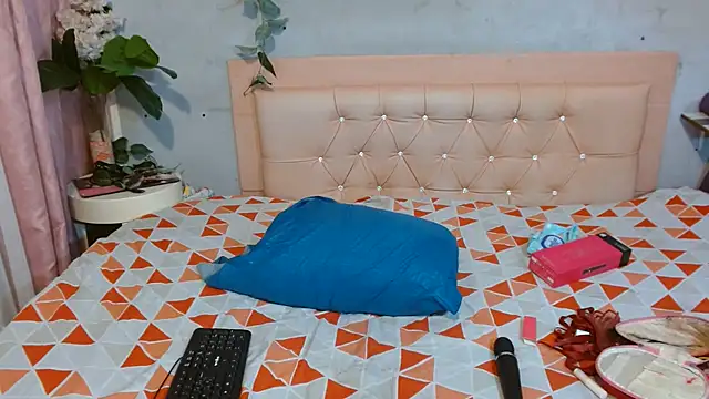Halle_Bailey_
