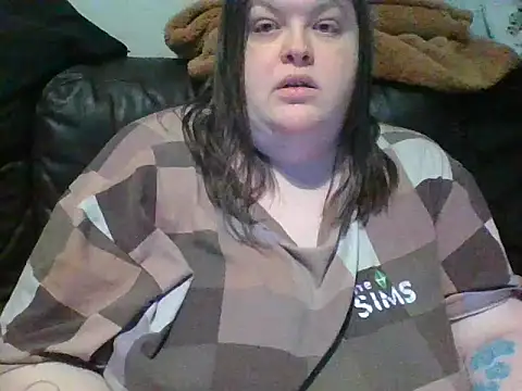 CurvyKirstiesX
