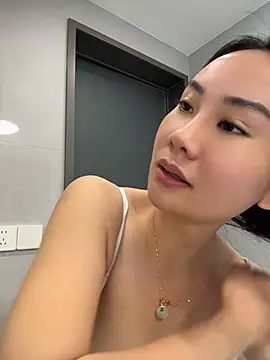 yioyio-666 (F young) - jj抽插1分钟，最后完成任务可得小粉控制1分钟
