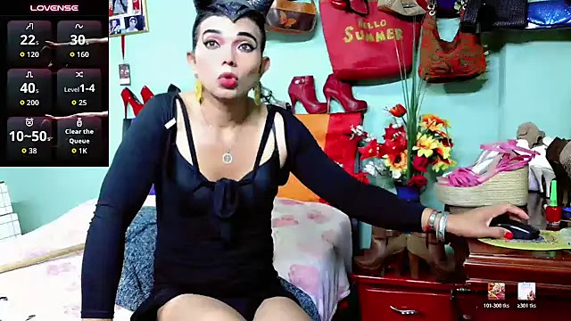 Xiaraa26 live cam on StripChat