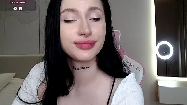 JenniferQueen11 live cam on StripChat