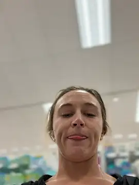 lunagirl13 webcam