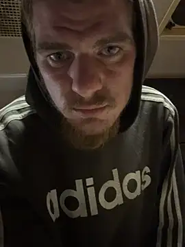 BabyGiraffe25 webcam
