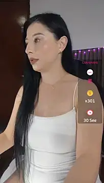 Emma_Hotkiss blowjob cam girl