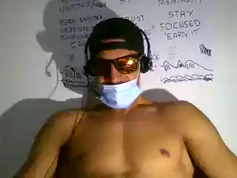 kingsex999 (M twink) - i wanna girl for work with me here