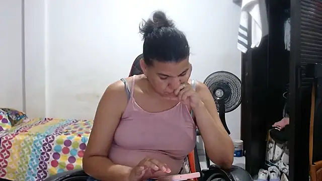 Adriana_0312 webcam