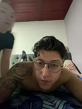 Valery_Salmons webcam
