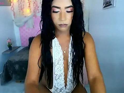 NICOLLE_CORTEZ