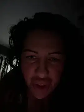 IRISWHITE17