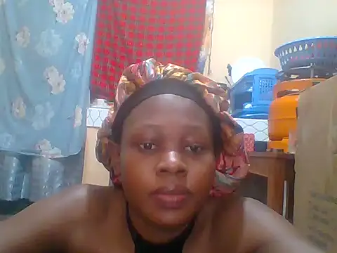Sexxynitah live cam on StripChat
