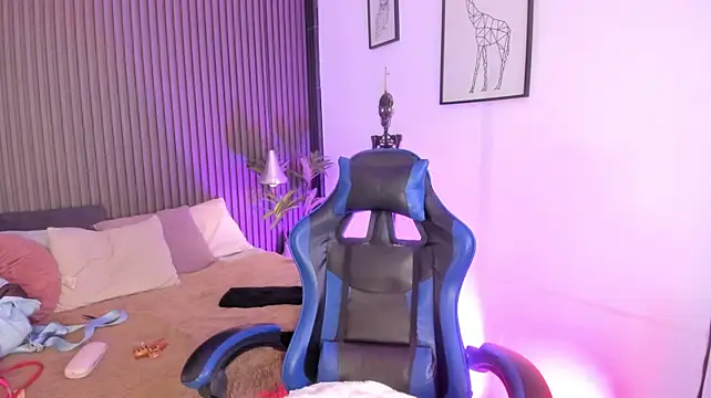 CaeliThalyana webcam