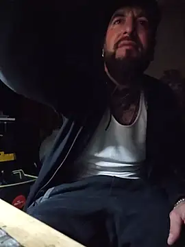 Beardedtattood live sex cam