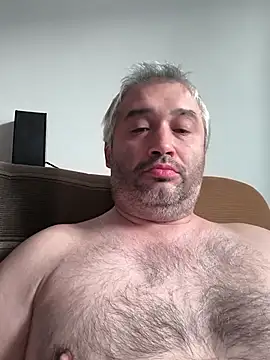StredniNovosadak-Olomouc live cam on StripChat
