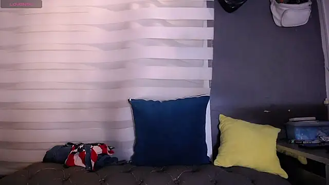 dirty_27cms live cam on StripChat