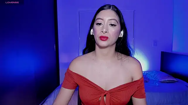 MeganWhite3