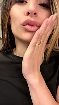Amara_Velvet_
