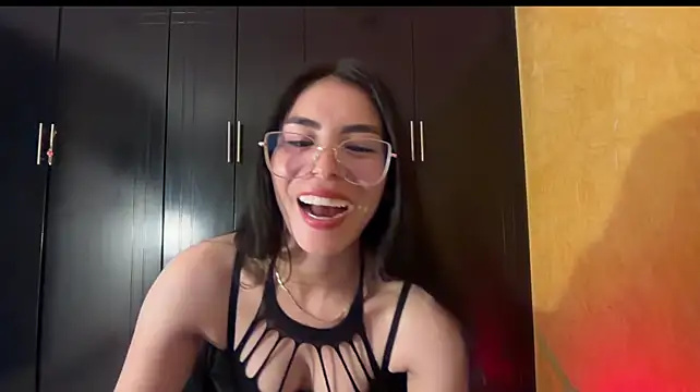 sasha_jonne live cam on StripChat