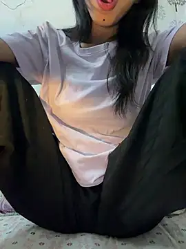 Cute-rivera live cam on StripChat