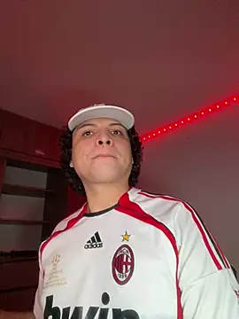 marcus_leonel live cam on StripChat
