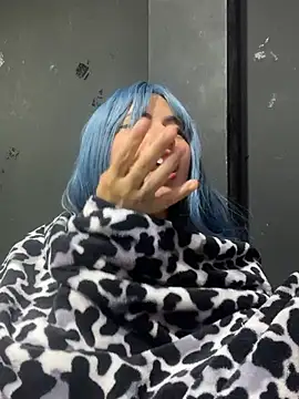 Eva_Feller69
