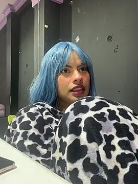 Eva_Feller69