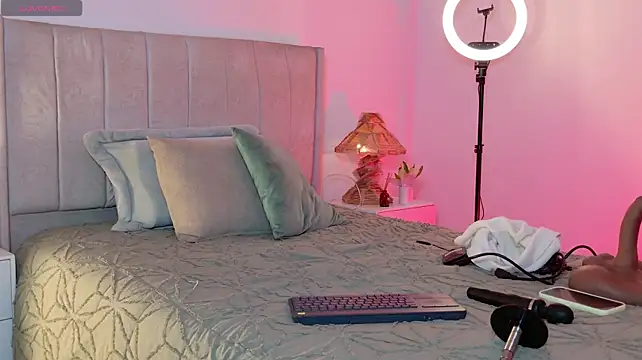 1m_megan webcam