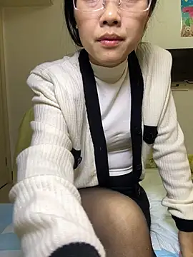 yuyu7788 (F young) - 全裸5分钟