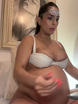 Mau_White